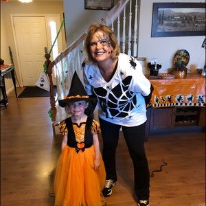 Meet your Posher, Joanna